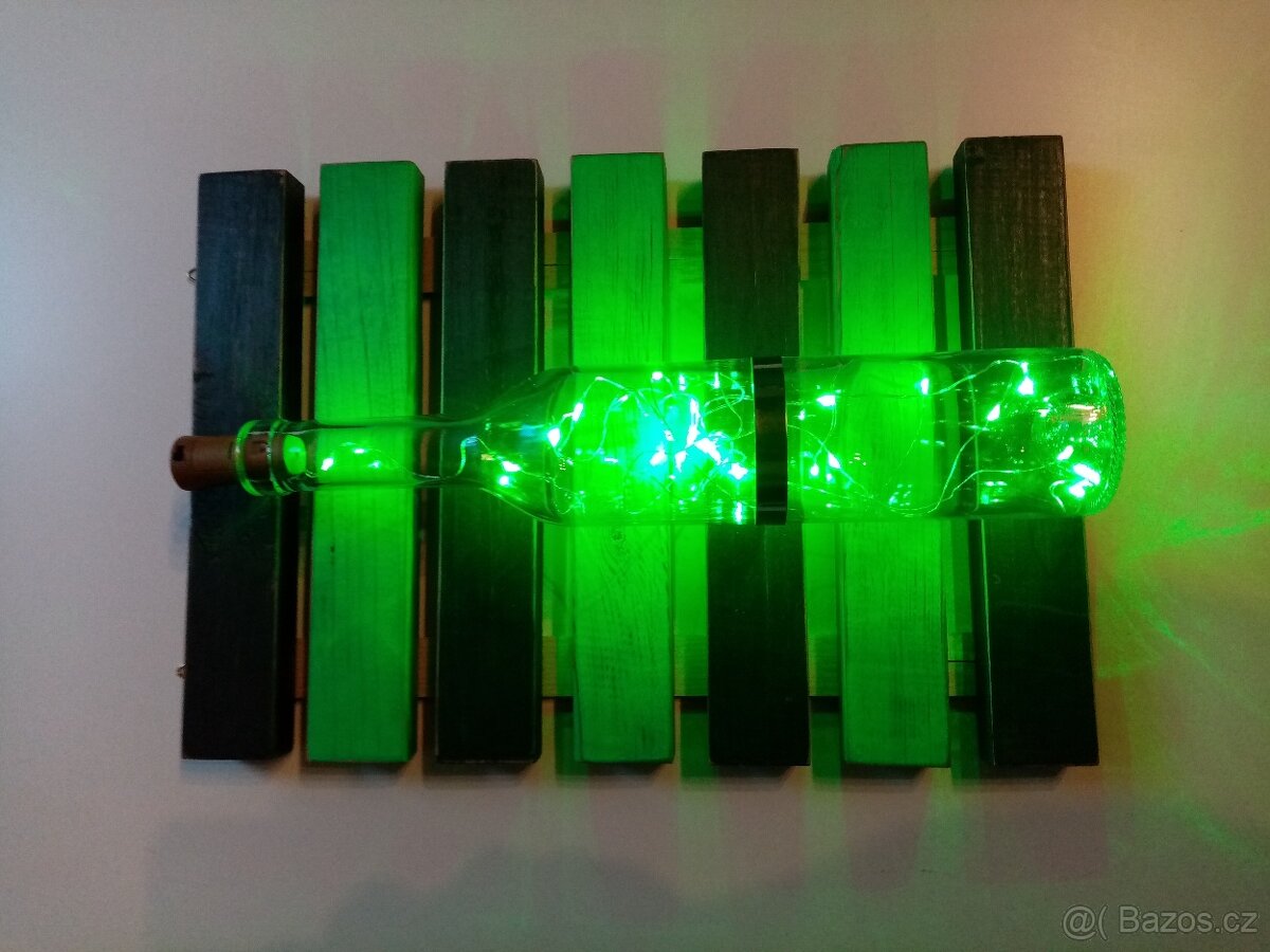 Dřevěná svítící dekorace na stěnu - 7