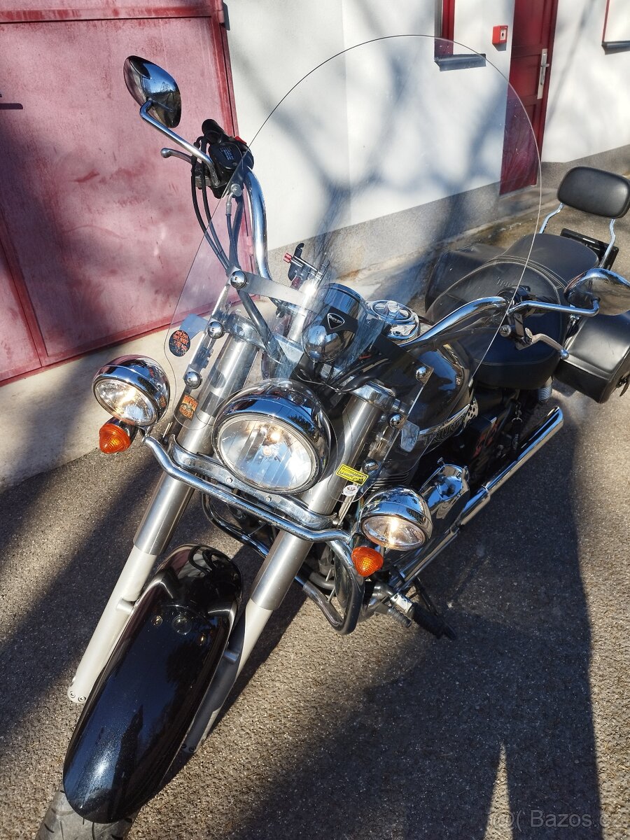 Triumph America - 7