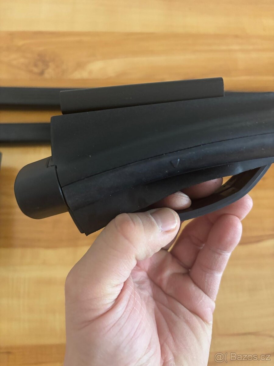 Thule střešní nosiče + příčníky - 7