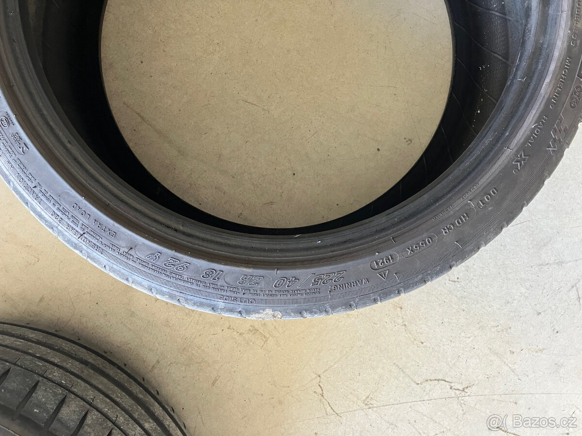 Pneu Michelin 225/40/18 - 7