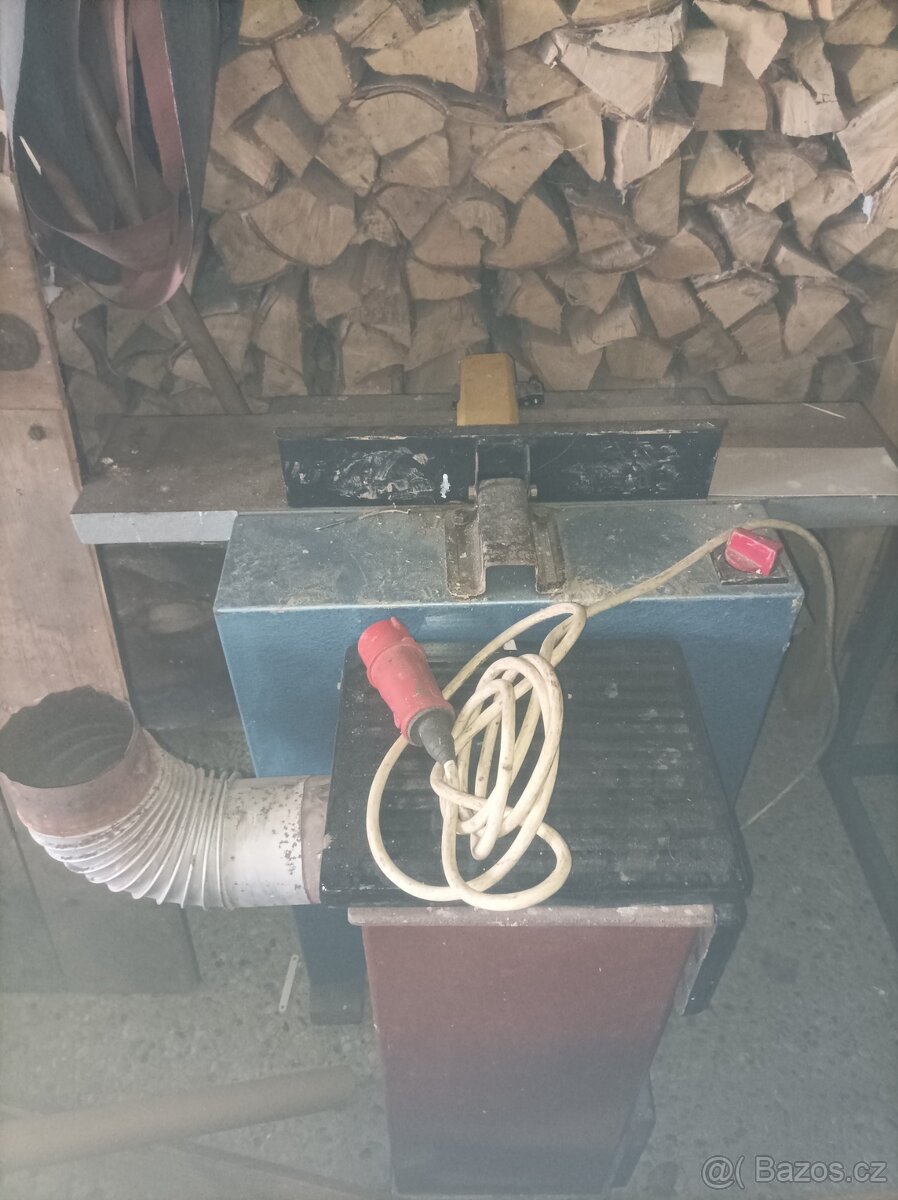 Prodám stroje na dřevoobráběni - 7