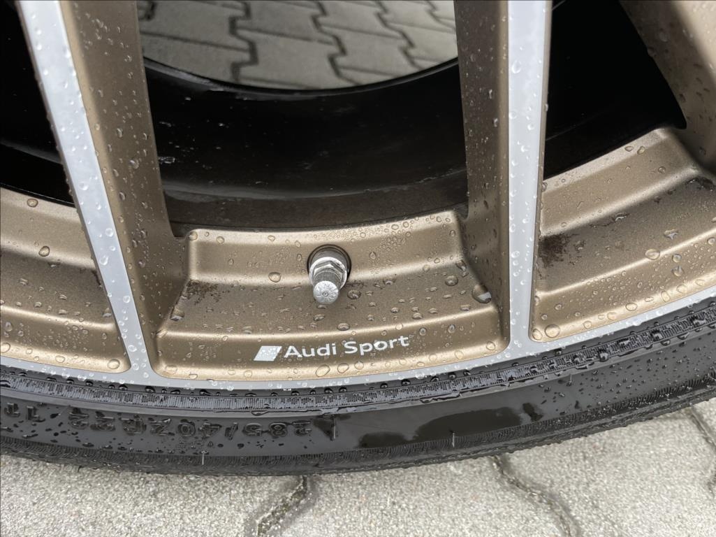 Audi SQ8 TDI quattro,ČR,B&O,1.Majitel,DPH,02/2020 - 7