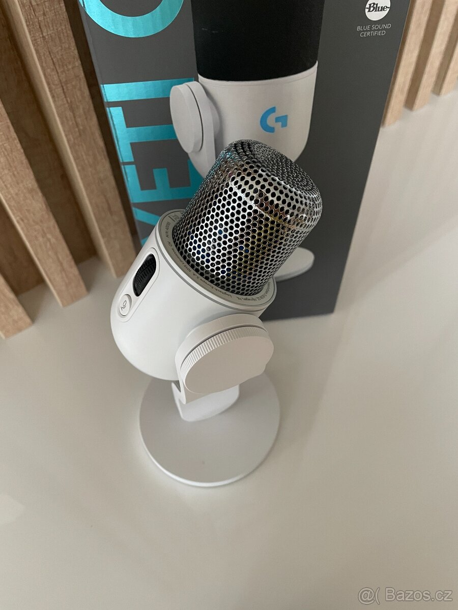 Logitech YETI GX Dynamic RGB mikrofon - 7