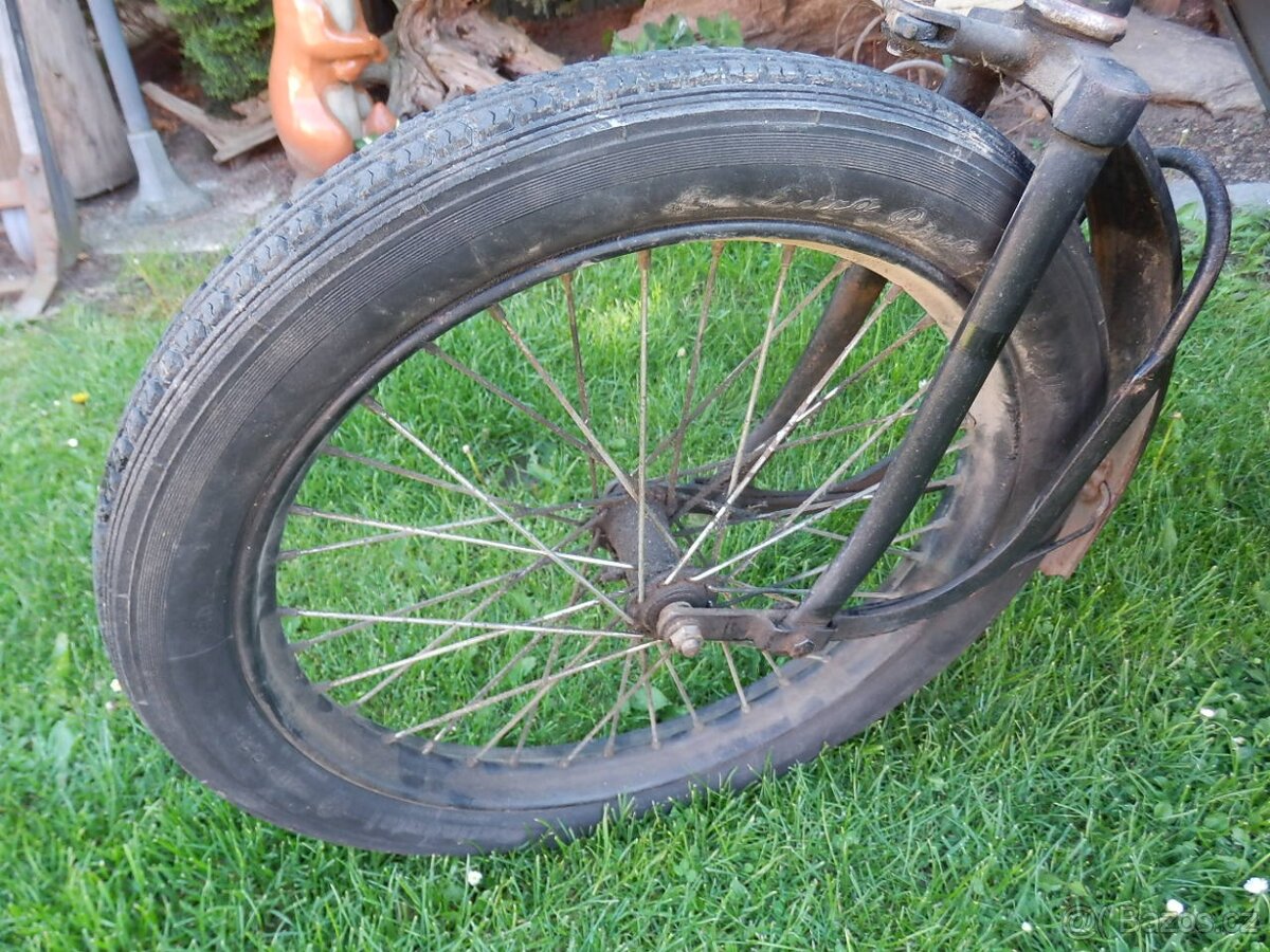 Stará invalidní tříkolka č. 2 - 7