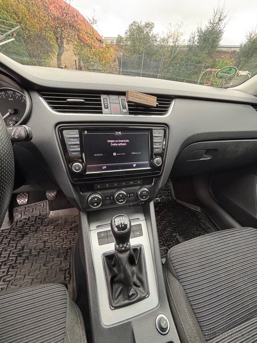 Škoda Octavia III combi - 7