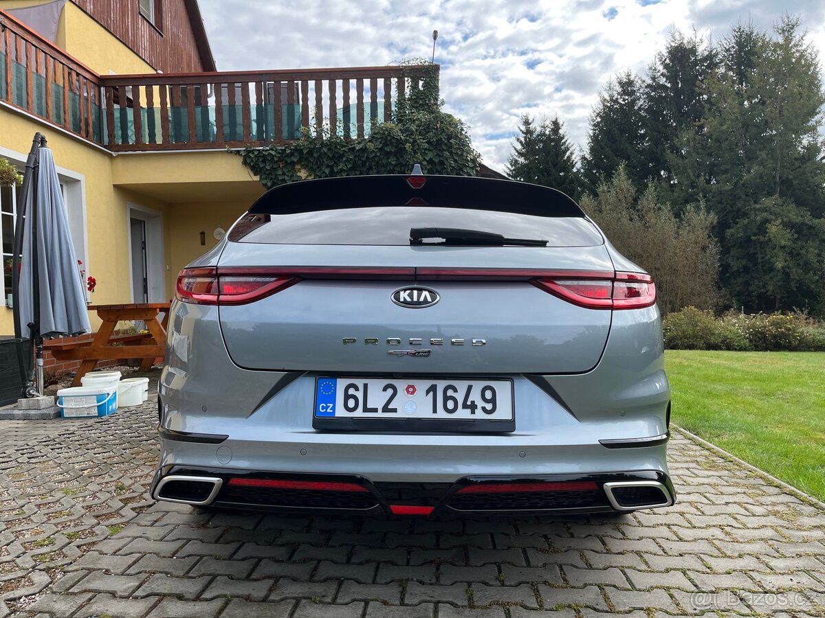 Kia ProCeed - 7