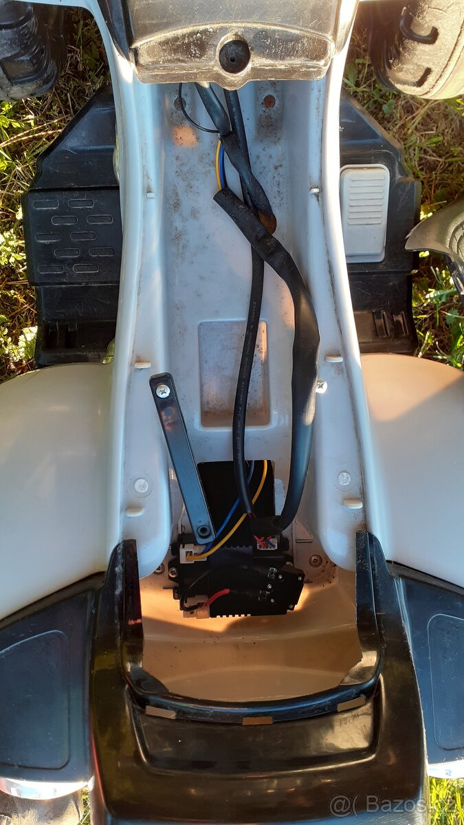 Elektrická čtyřkolka Toyz Cuatro - 7