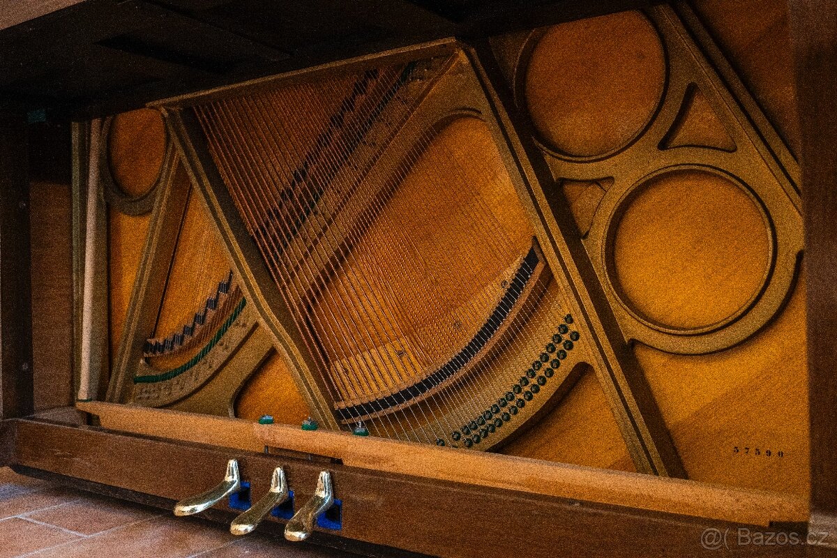 Pianino Petrof N - 7