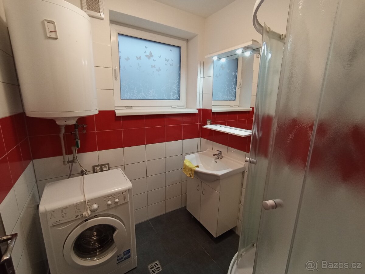 BYT 2+kk s terasou Uherský Brod - 7