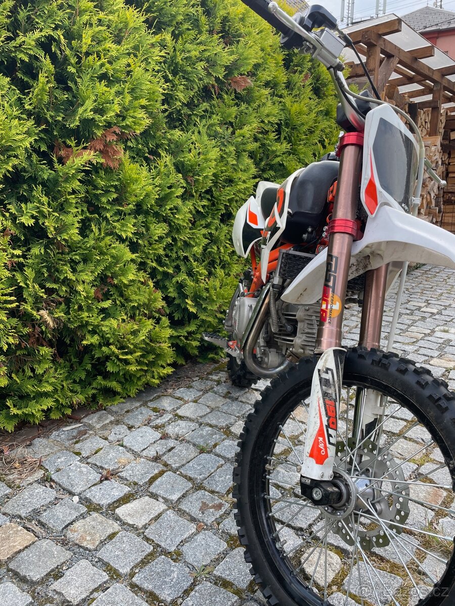 Pitbike KAYO TT190R - 7