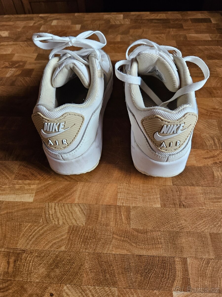 Prodám dámské boty nike - 7