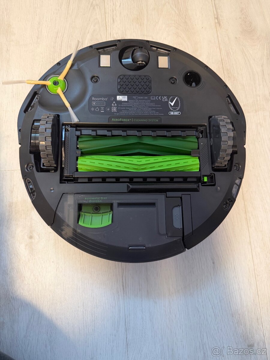 iRobot Roomba i7 - 7
