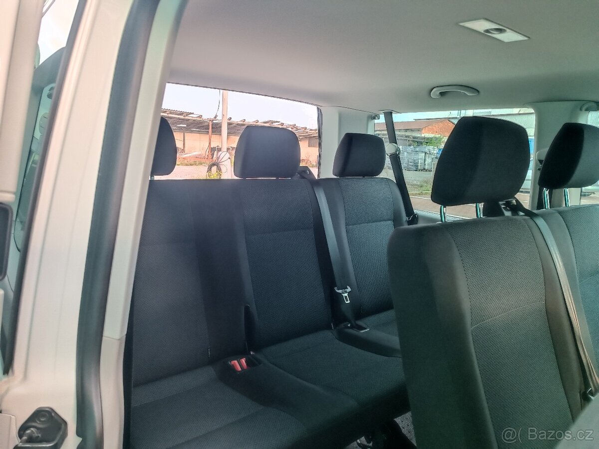 Prodám VW Caravelle trend - 7