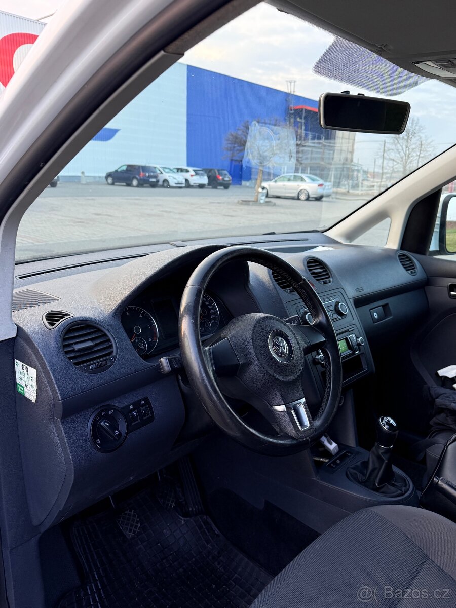 VW Caddy - 7
