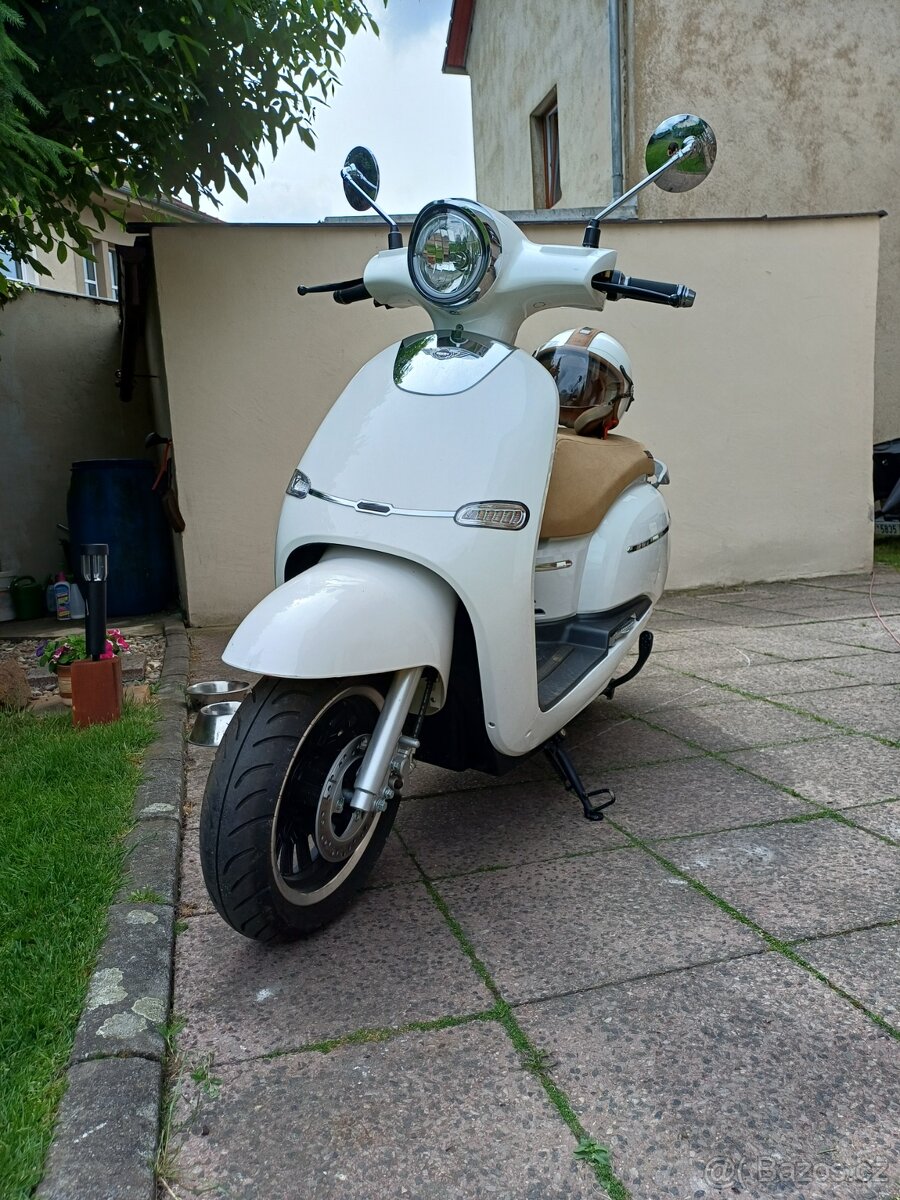Prodej elektroskutru Hecht Citis - 7
