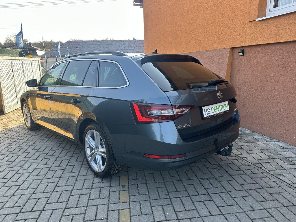 Škoda Superb 2.0 TDi 140kW 4x4 serviska - 7