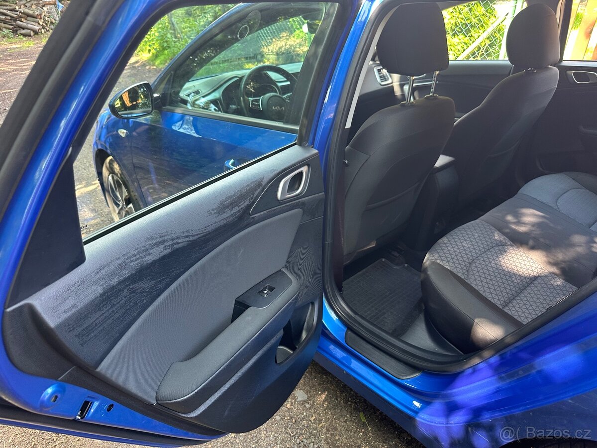 Prodám Kia ceed SW CD 1,5 T-GDI GPF SPIN - 7