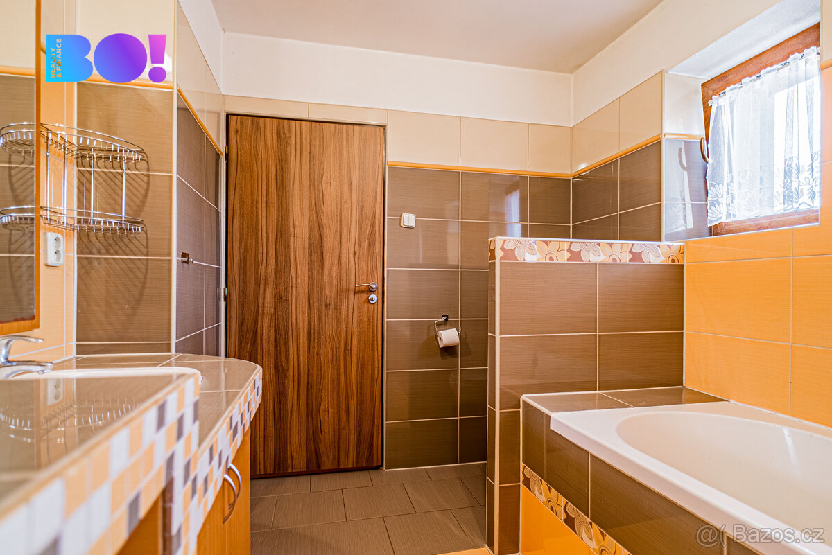 Prodej rodinného domu Ropice, zahrada 2 182 m² - 7