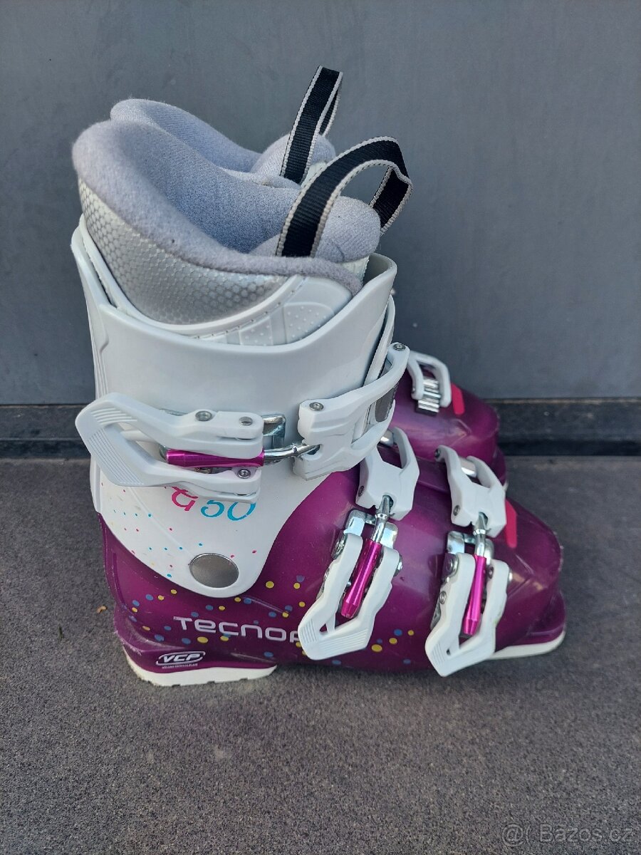 Lyže TECNO PRO, 90 cm + lyžáky + přilba - 7