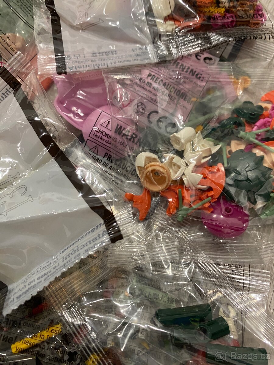 NOVÉ Krásná kytice růžových květin - 749ks kostek - 7