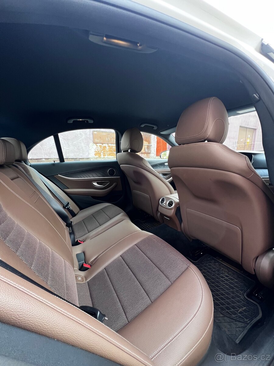 Mercedes Benz E-class - 7