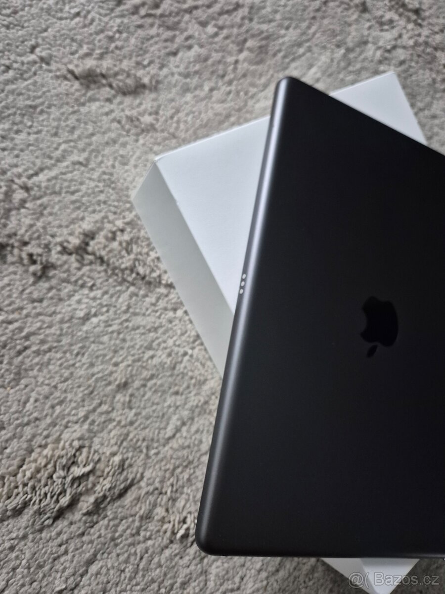 Apple iPad 7. generace 32gb - 7
