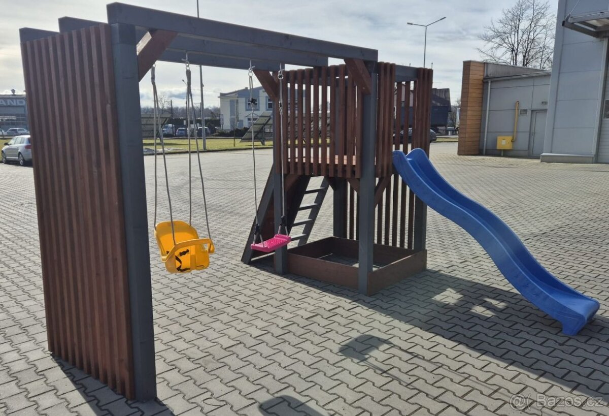 Dětské hřiště se skluzavkou a dovozem - 7