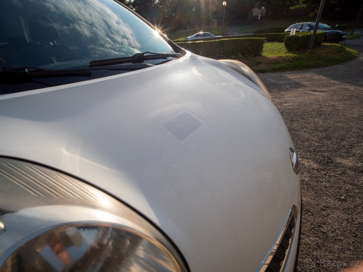 Nissan Micra - 7