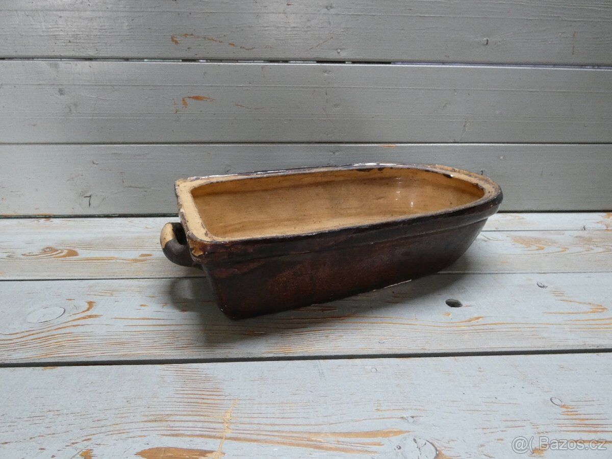 STARÝ KAMENINOVÝ PEKÁČ - 7