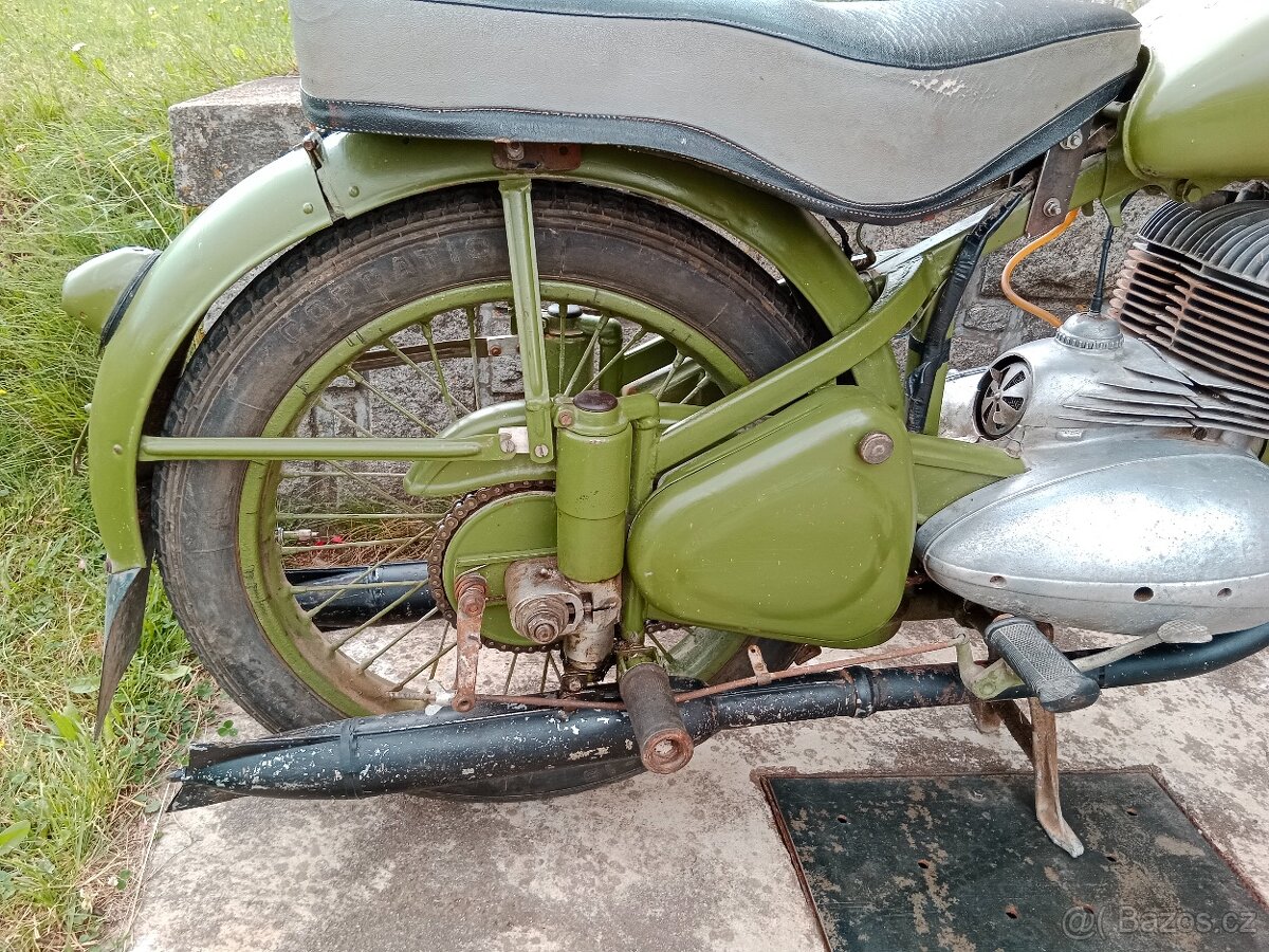 Jawa 350 pérák - 7