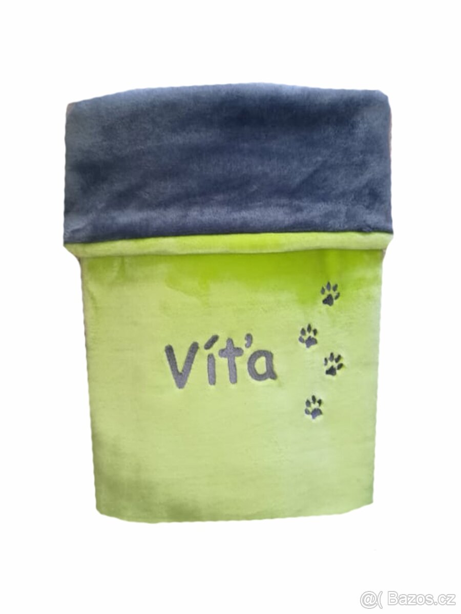 Deka s výšivkou jména na přání více barev - 7