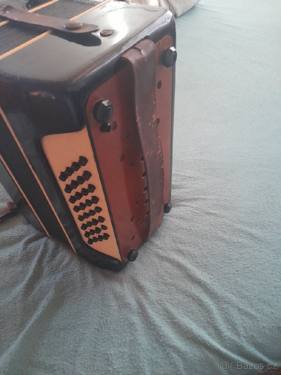 Prodám funkční harmoniku - 7