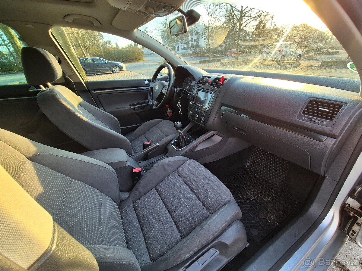 Volkswagen Golf GT - 7