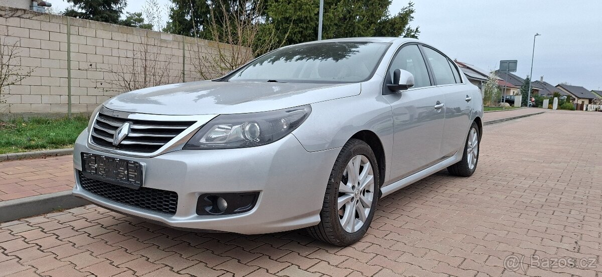 Renault Latitude 2.0dci - 7