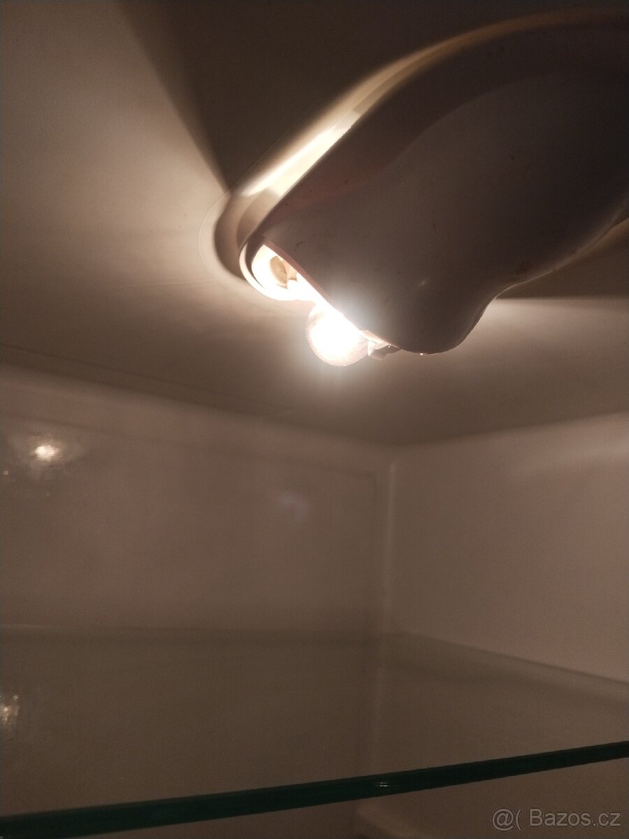 Lednice Whirlpool A+ - 7