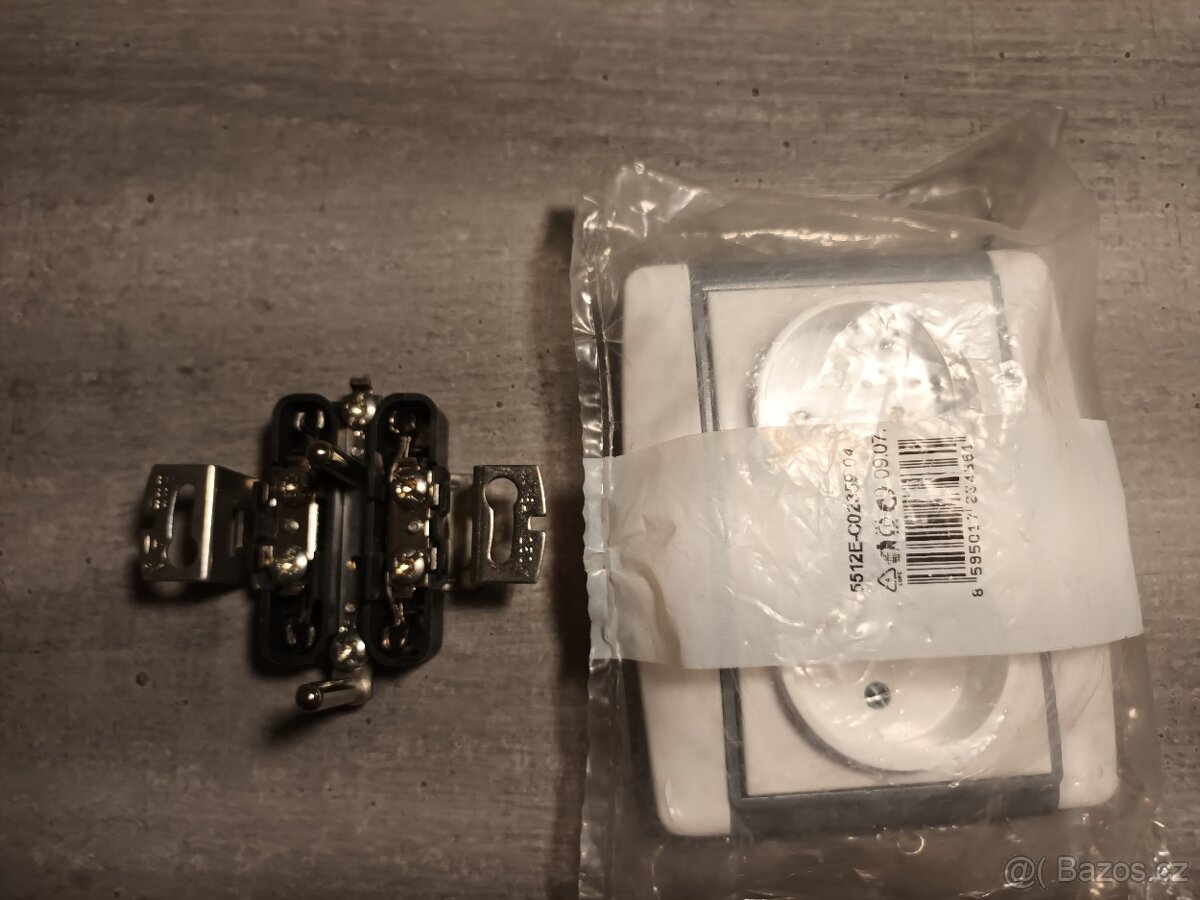 ABB Element/Time Dvojzásuvka + jednorámečky + jednozásuvka - 7