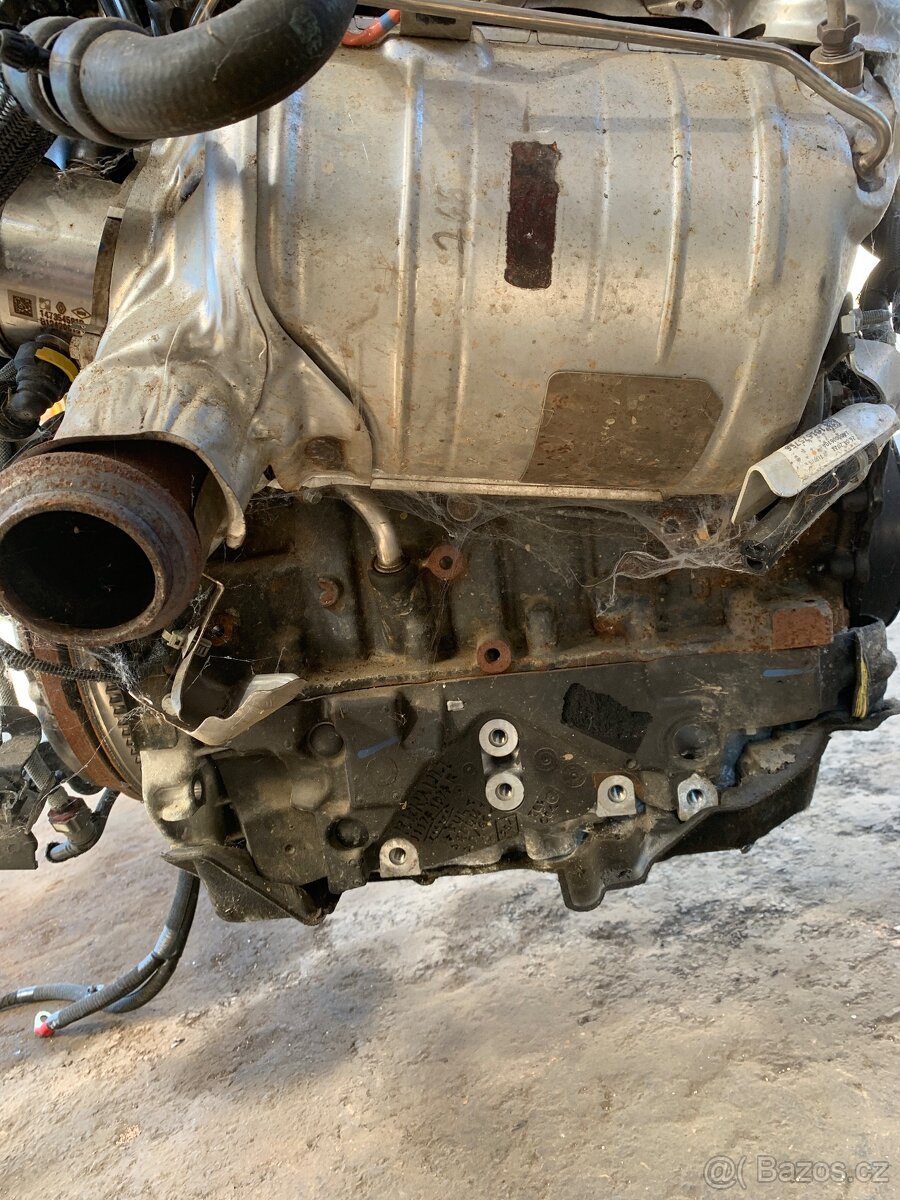 Motor Renault trafic 2,0Dci. MGR Z714 - 7