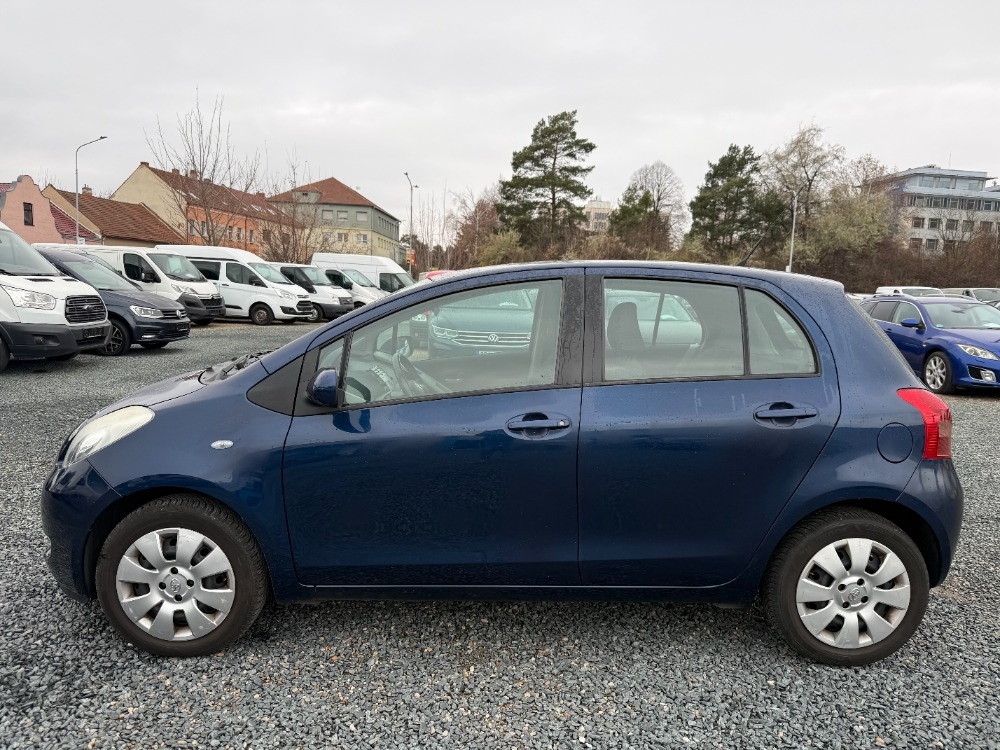 Toyota Yaris 1.3 VVT-I 64Kw - 7