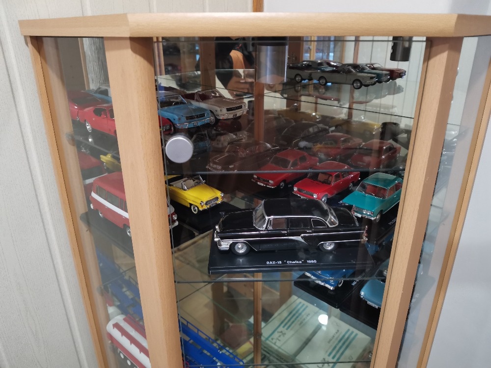 modely aut 1:24 - 7