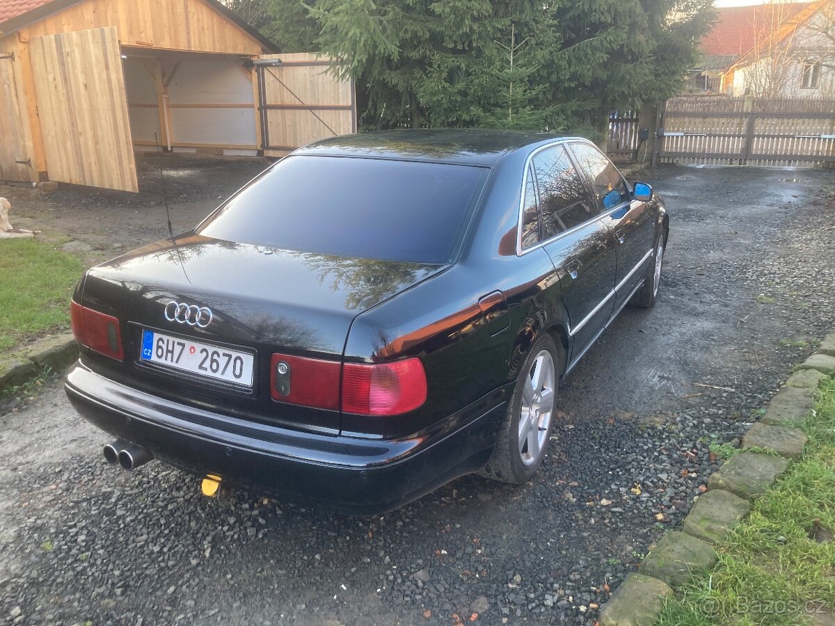Audi A8 quatro 4.2 - 7