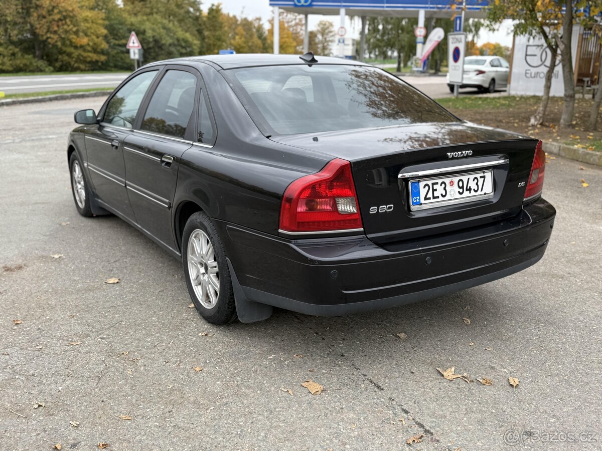 VEŠKERÉ ND Z VOZU VOLVO S80 D4 120KW - 7