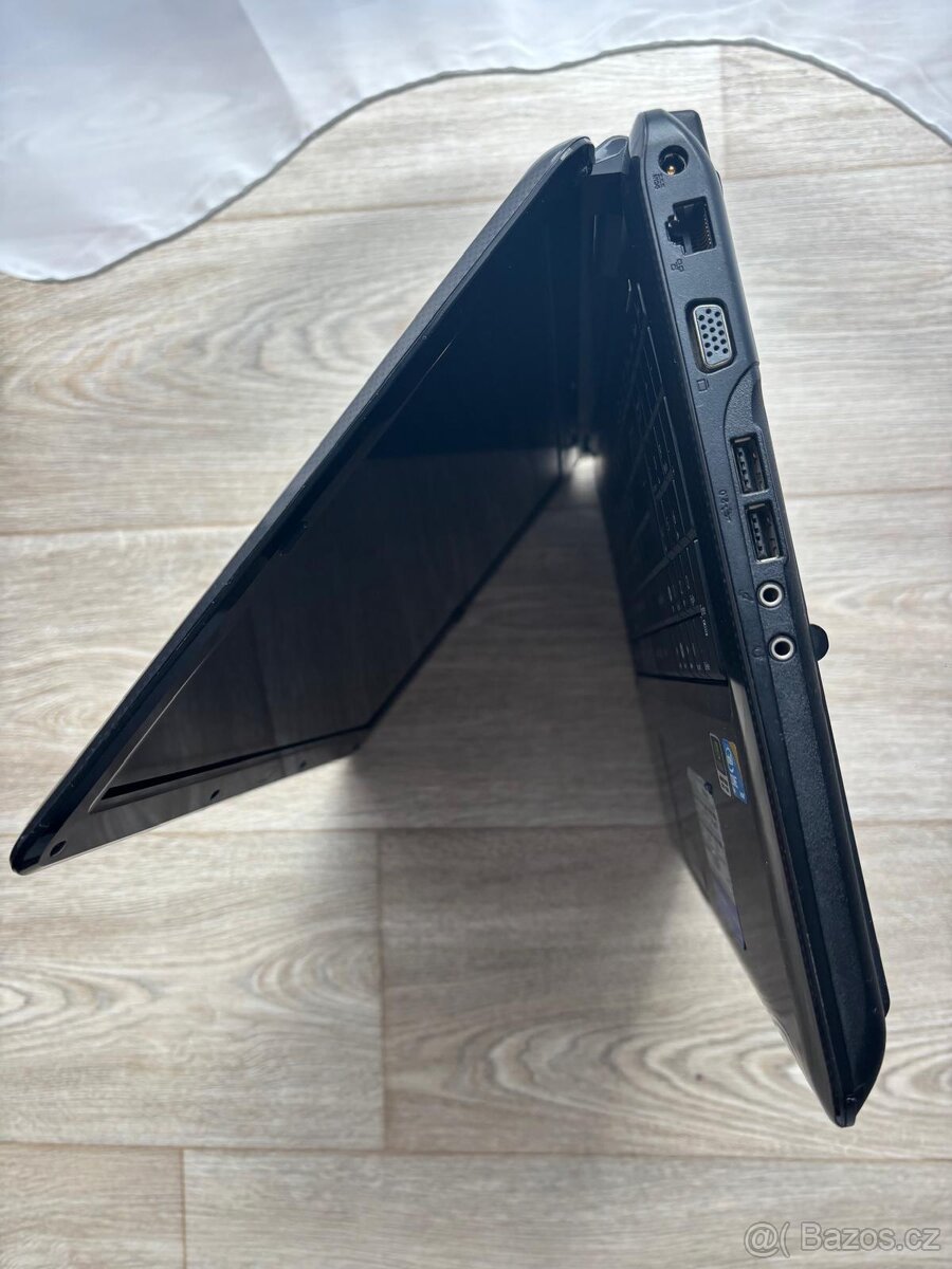 Notebook ASUS s grafikou nVidia a hrami - 7