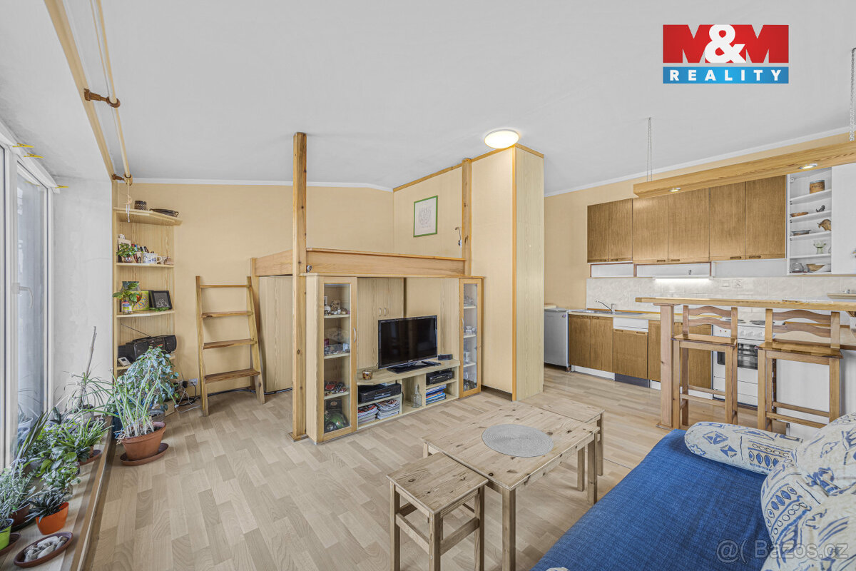 Prodej bytu 1+kk, 36 m², Jesenice, ul. Sluneční - 7