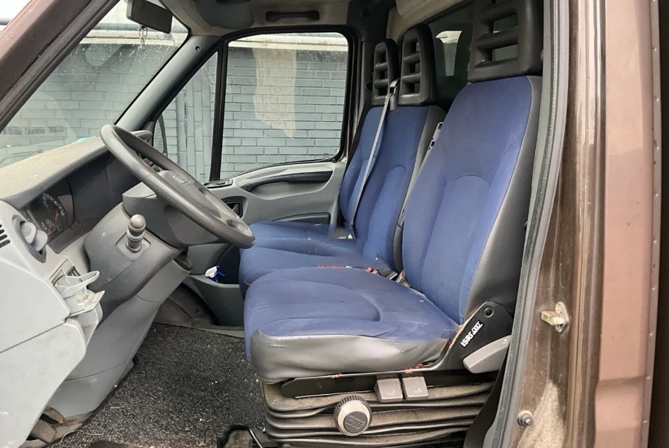 Iveco Daily 40C15 3,0 107 kW - čelo - 7