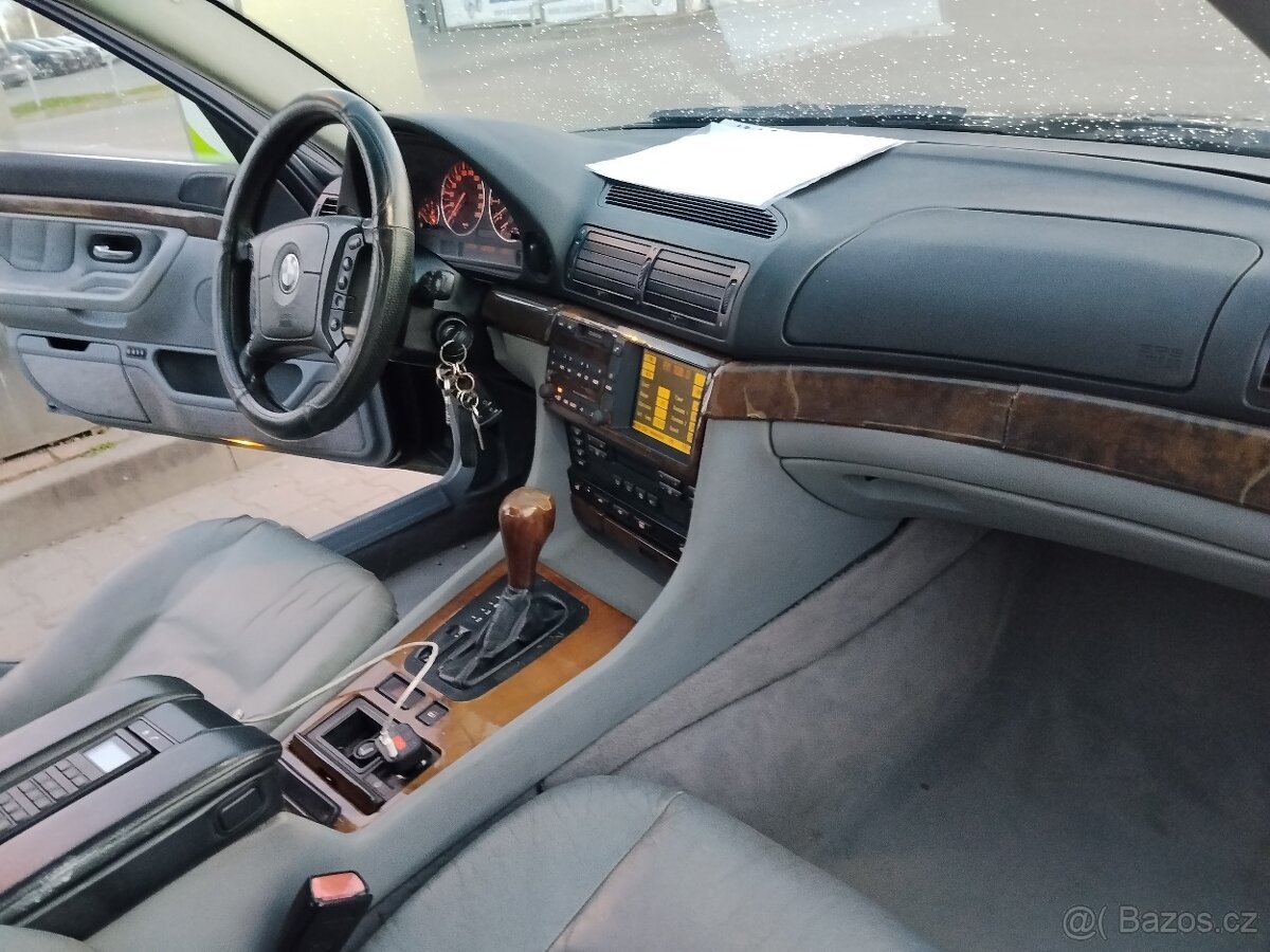 E38 - 7
