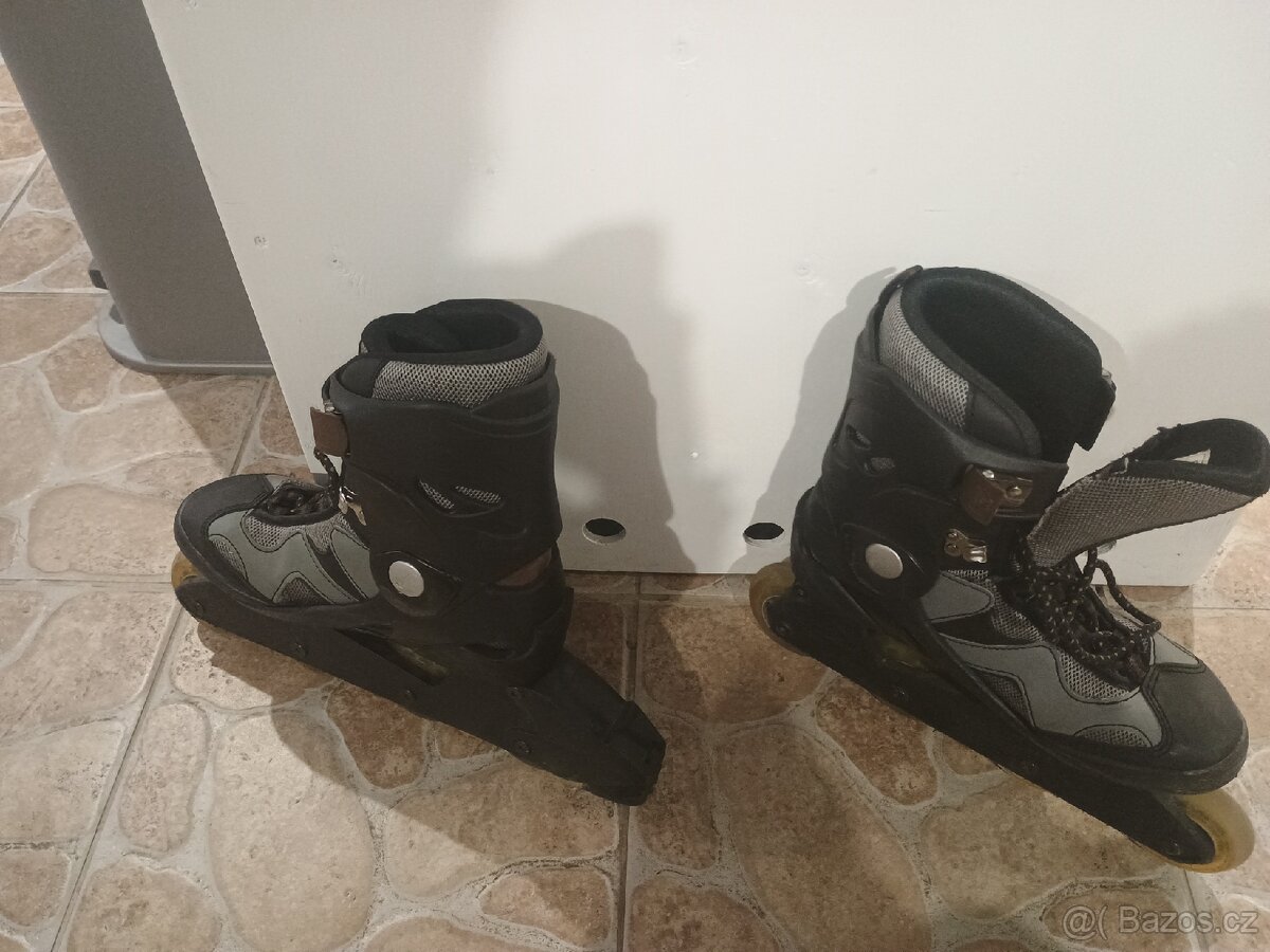 Kolečkové brusle s příslušenstvím - 7