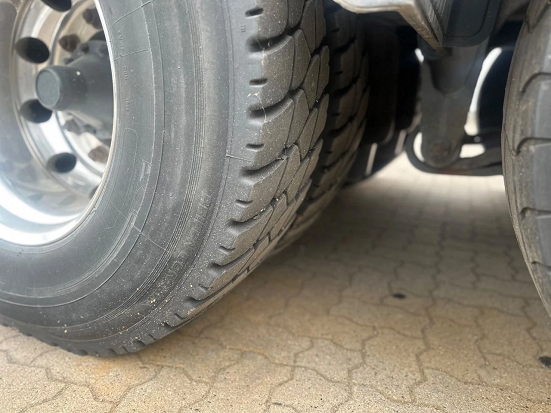 Scania R500 6x2 - valník s hydraulickou rukou FASSI - 7