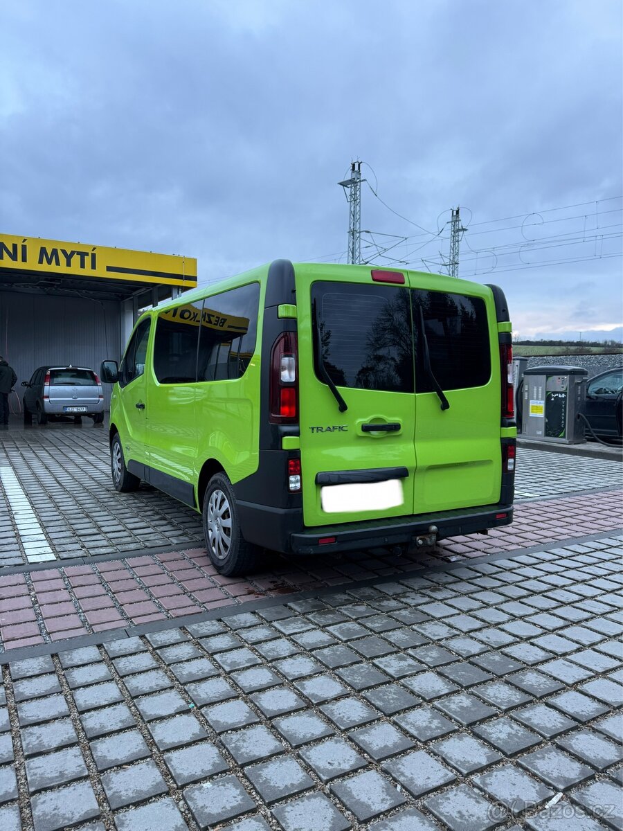 Renault Trafic 1.6 92kw,2016, 163000km, 9 místné - 7