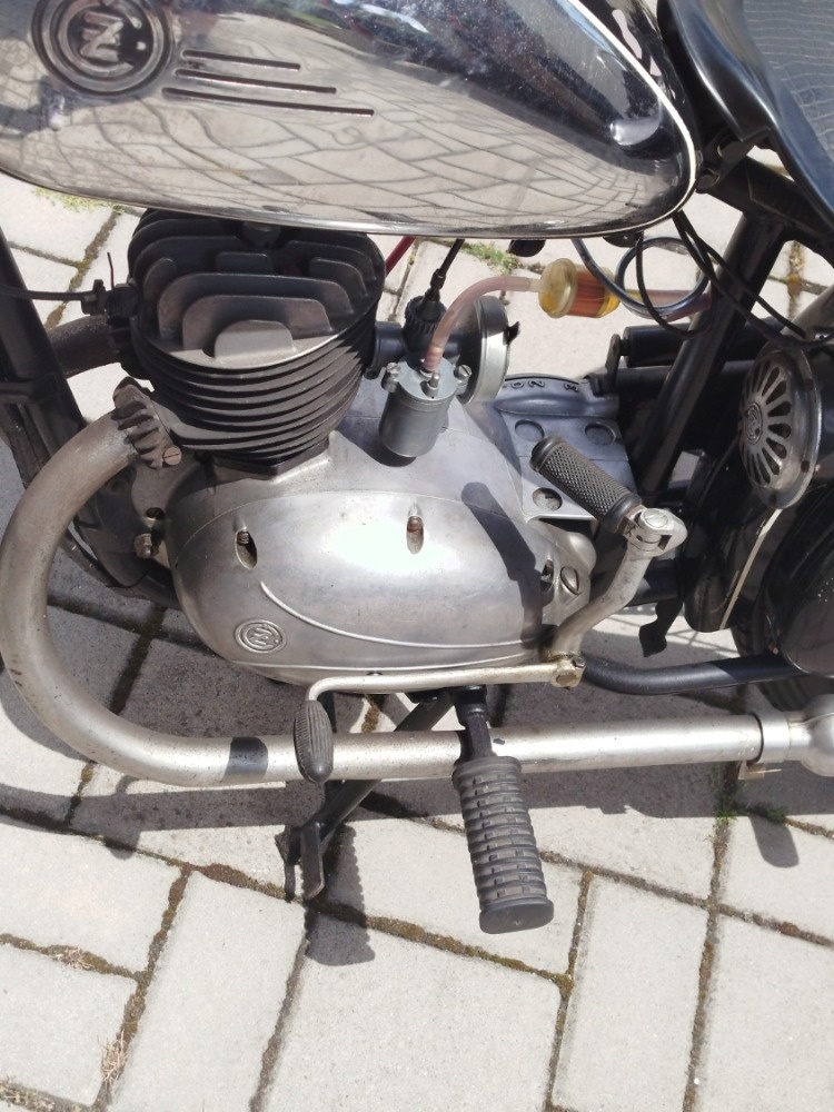 ČZ 125 B - 7