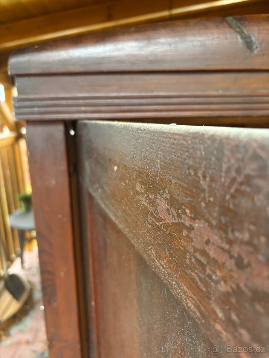 Archivní stará skříň - 7